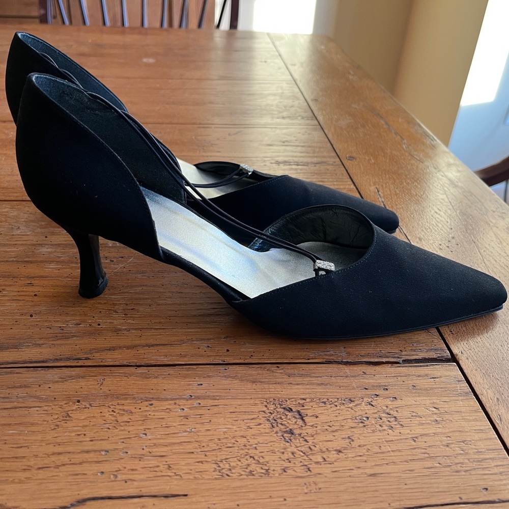 Stuart Weitzman black satin pumps, size 10